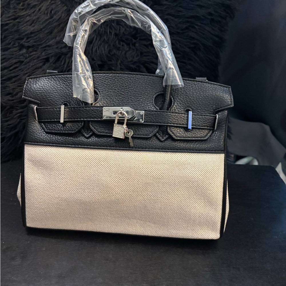 Elegant Black and Cream Women's Handbag